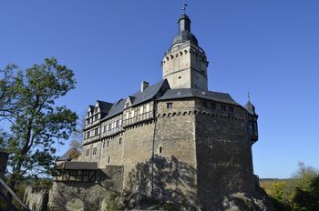 Önek Etrafta yürümek harika  Burg Falkenstein - eine mittelalterliche Harzreise - Welterbestadt  Quedlinburg